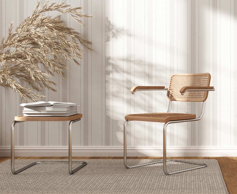 Schwingstuhl im Stil Wiener Geflecht (depositphotos.com)